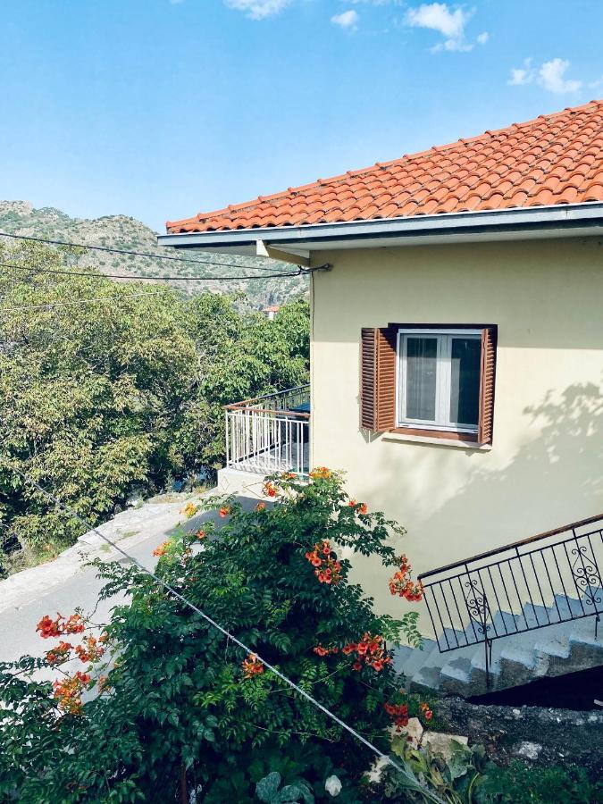 Ortansia Appartement Dimitsana Buitenkant foto