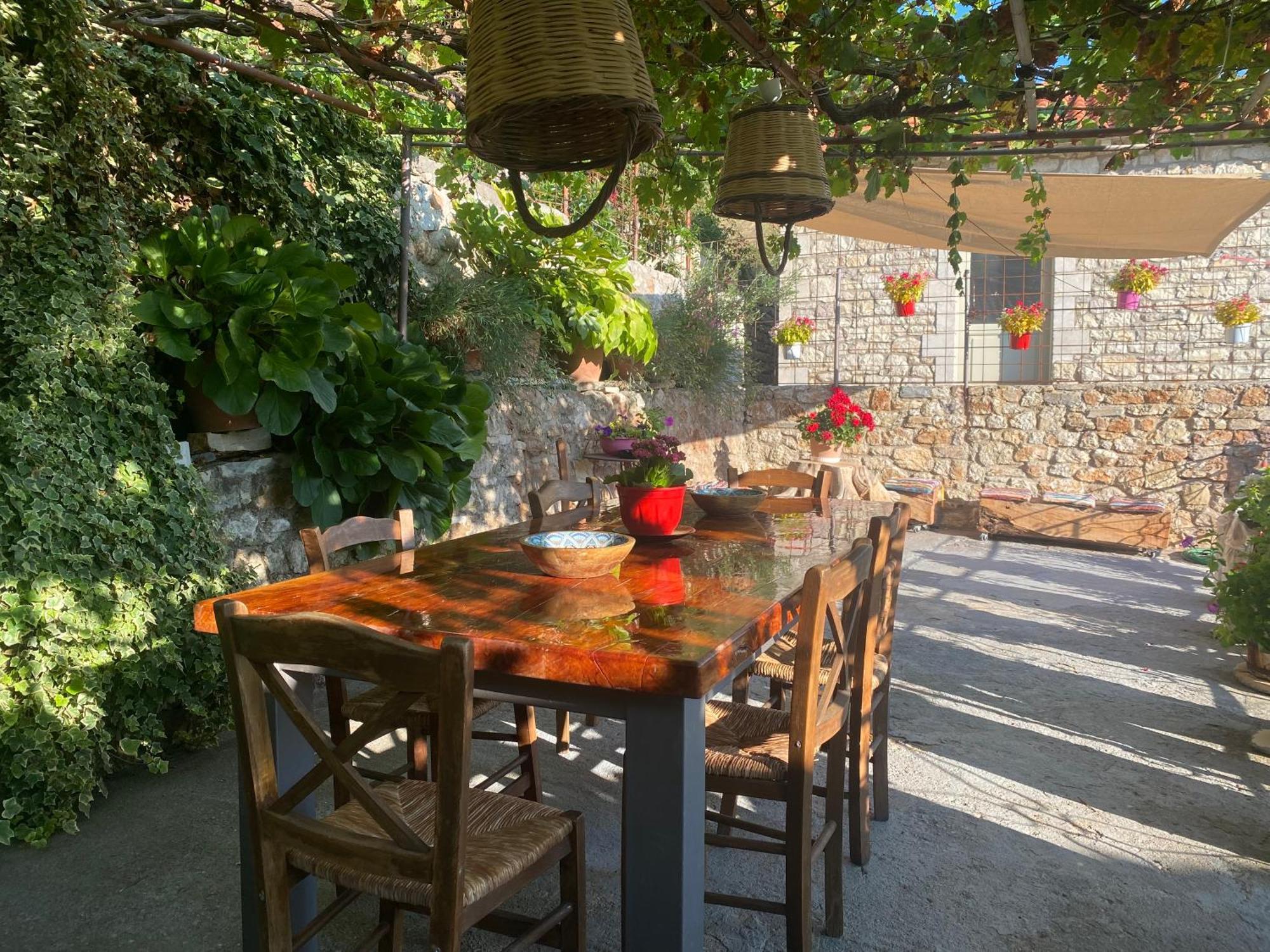 Ortansia Appartement Dimitsana Buitenkant foto